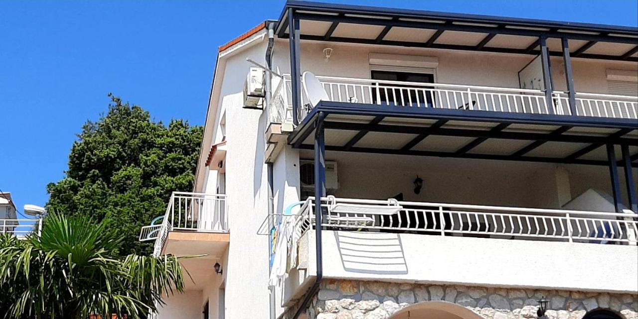 Apartment Rb オミサリ エクステリア 写真